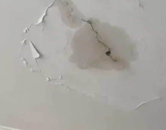 晋中阳台漏水维修公司分享下屋面防水工程质量问题原因分析